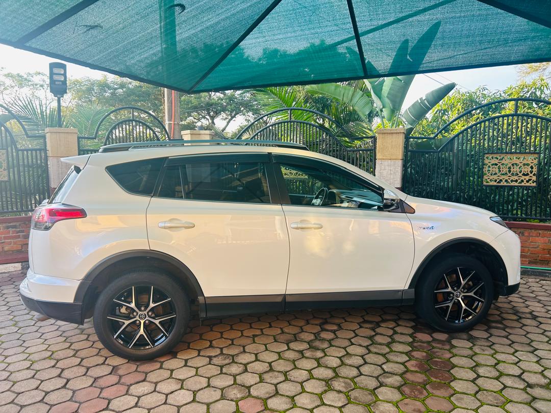 BERE 344: TOYOTA Rava 4 in good condition  is available for sale #+250780675812