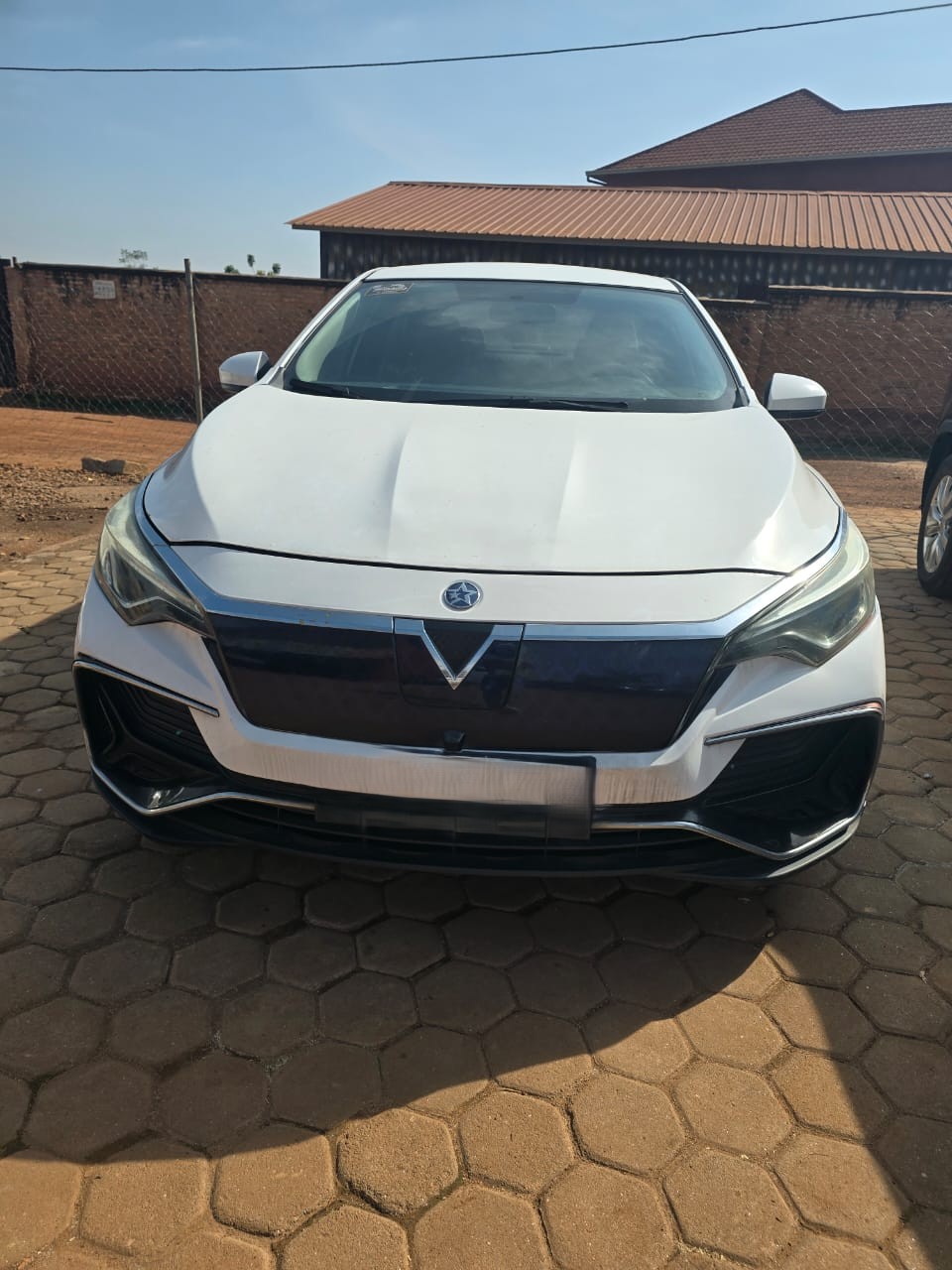 BERE 006 :VENUCIA.D60 in good condition is available for sale #+250780675812