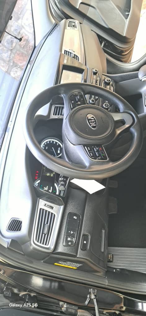 BERE 012 BQ : KIA NIRO 2016 in good condition is available for sale #+250780675812